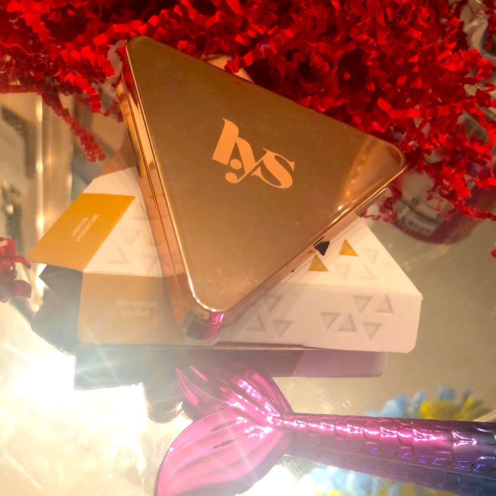 LYS love yourself beauty setting powder in tan